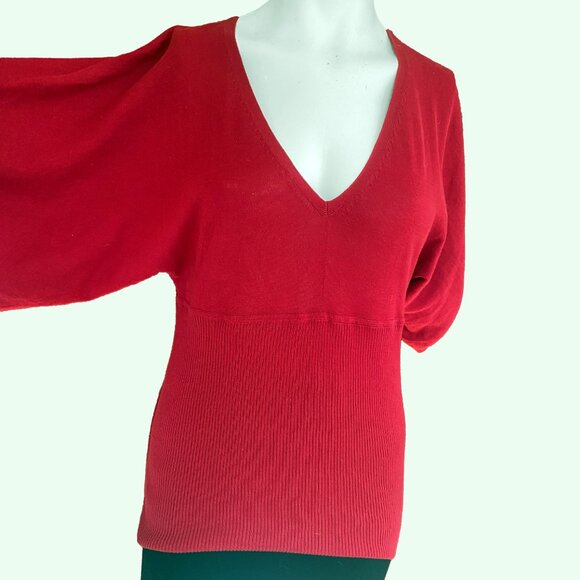 LOFT Short Sleeve Red V Neck Sweater Fitted Ribbed from the Chest Down SIZE Med - Picture 2 of 5